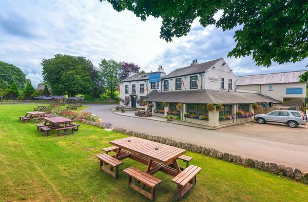 Longlands Hotel